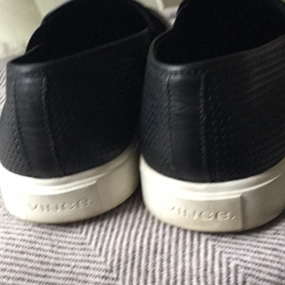 Vince perforated Blair Slip on Calf Leather - Picture 4 of 8